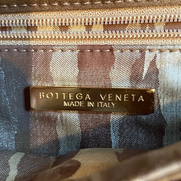 Bottega Veneta Intrecciato Turnlock Flap Crossbody Clutch with COA - Picture 6 of 10